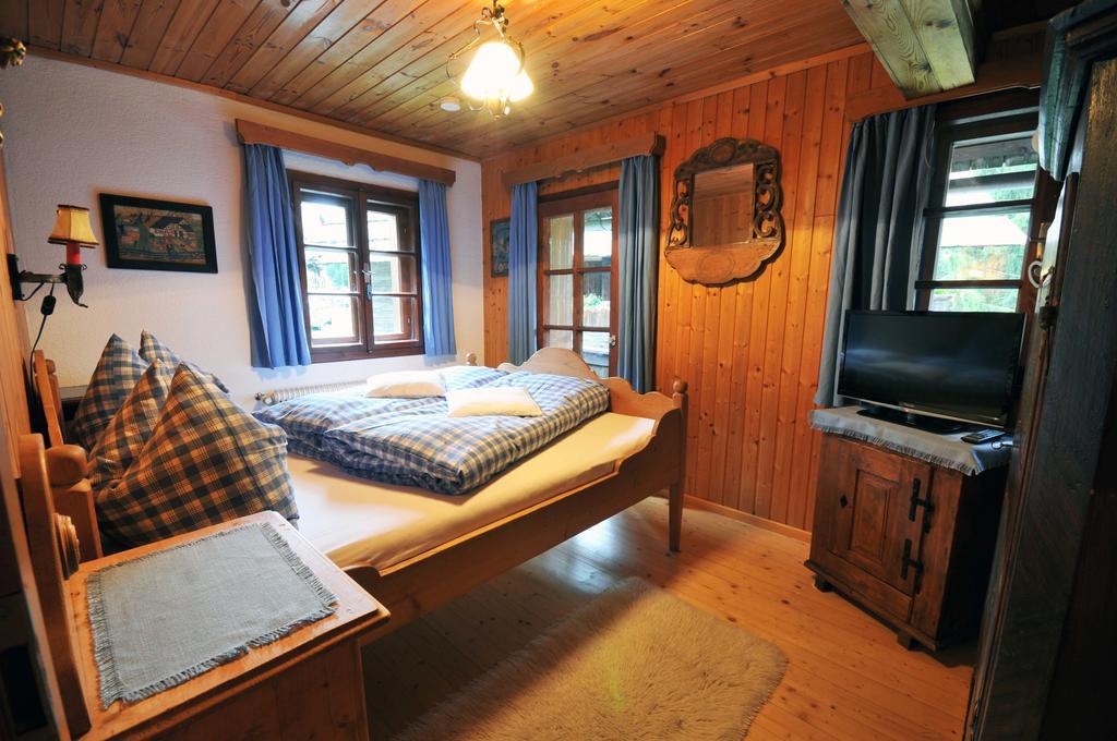 Haus Am Bach Villa Bad Kleinkirchheim Bilik gambar
